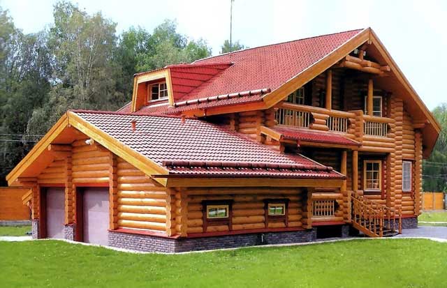 Единство архитектурного стиля - пожалуй самая веская причина строить гараж из дерева